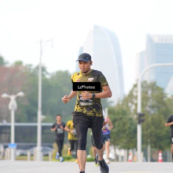 Runner Photo 6417926