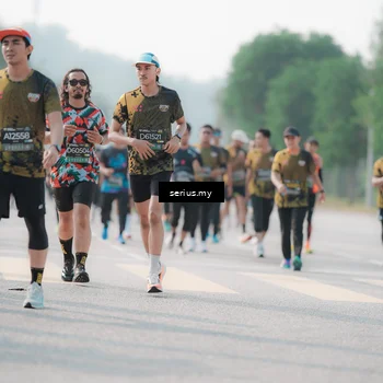 Runner Photo 6417937