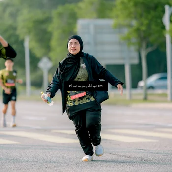 Runner Photo 6417942