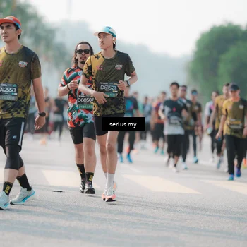 Runner Photo 6417951
