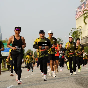 Runner Photo 6417952