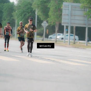 Runner Photo 6417968