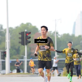 Runner Photo 6417973