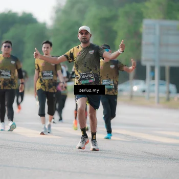 Runner Photo 6417998