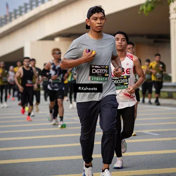 Runner Photo 6417999