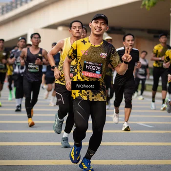 Runner Photo 6418000