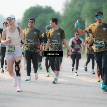 Runner Photo 6418018