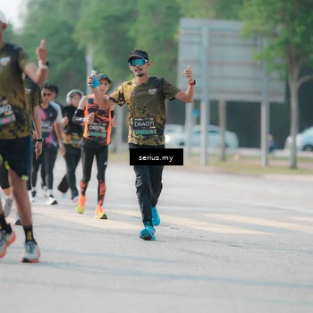 Runner Photo 6418027