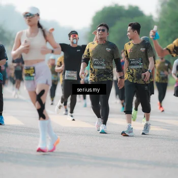 Runner Photo 6418034