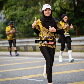 Runner Photo 6418049