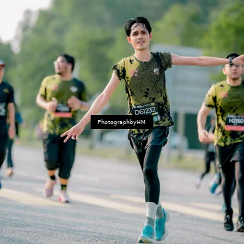 Runner Photo 6418051