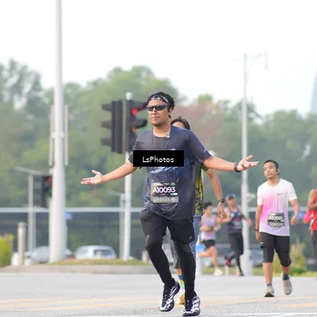 Runner Photo 6418052