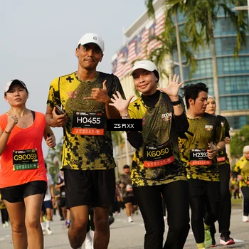 Runner Photo 6418065