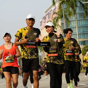 Runner Photo 6418072