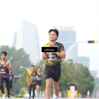 Runner Photo 6418081