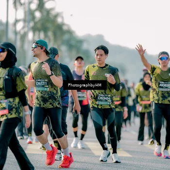 Runner Photo 6418101
