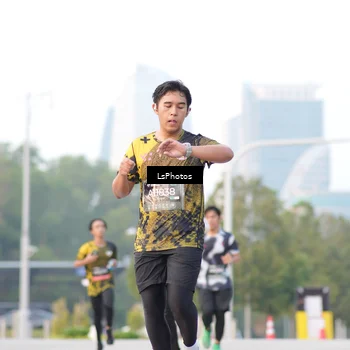Runner Photo 6418122