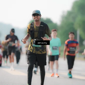 Runner Photo 6418123
