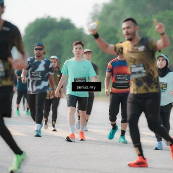 Runner Photo 6418131