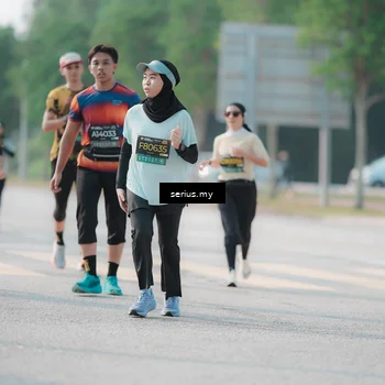 Runner Photo 6418139