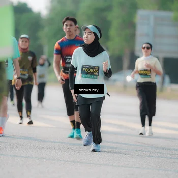 Runner Photo 6418146