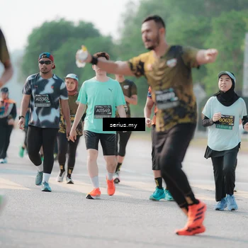Runner Photo 6418154