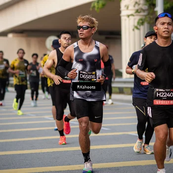 Runner Photo 6418157