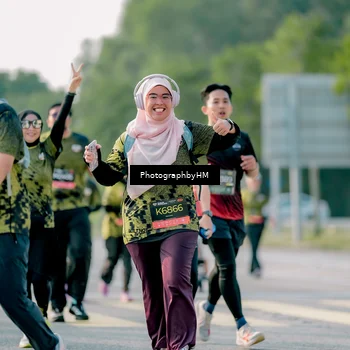 Runner Photo 6418158
