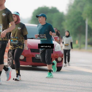 Runner Photo 6418188