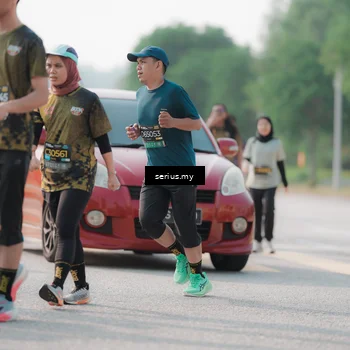 Runner Photo 6418189
