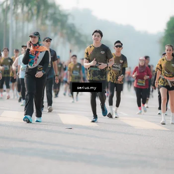 Runner Photo 6418209