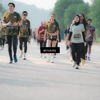 Runner Photo 6418215