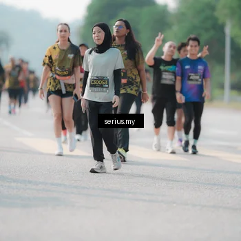 Runner Photo 6418224