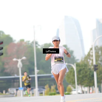 Runner Photo 6418225