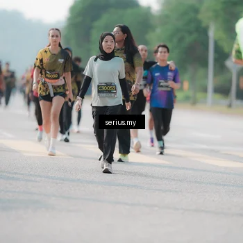 Runner Photo 6418226