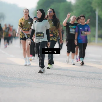 Runner Photo 6418241