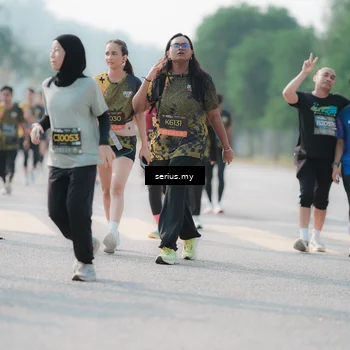 Runner Photo 6418247