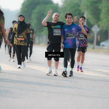 Runner Photo 6418252