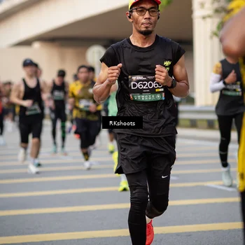 Runner Photo 6418262