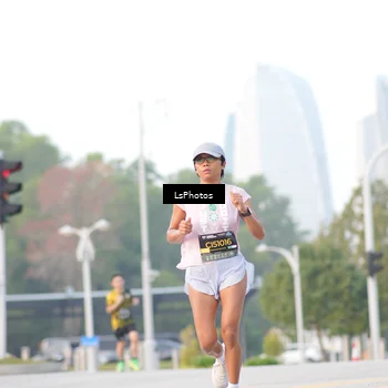 Runner Photo 6418269