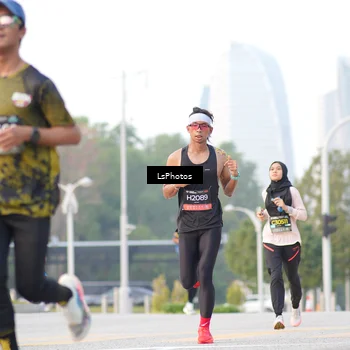 Runner Photo 6418270