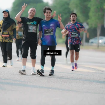 Runner Photo 6418272