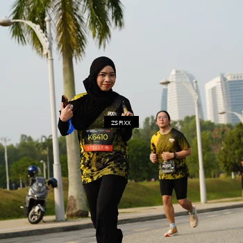 Runner Photo 6418277