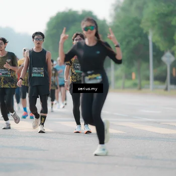 Runner Photo 6418280