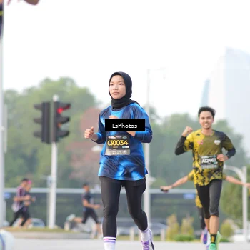 Runner Photo 6418295