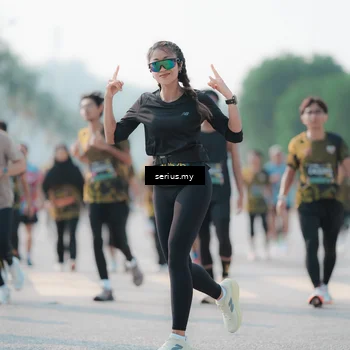 Runner Photo 6418297