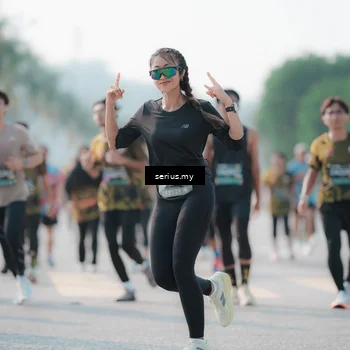 Runner Photo 6418301