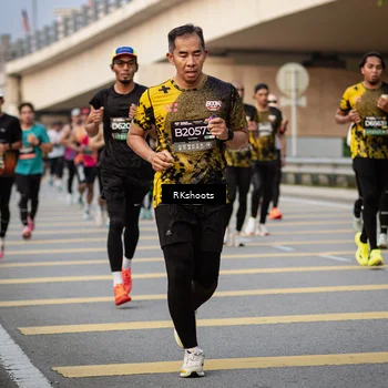 Runner Photo 6418308