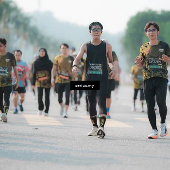 Runner Photo 6418319