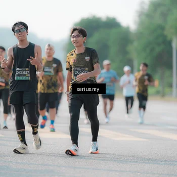 Runner Photo 6418329